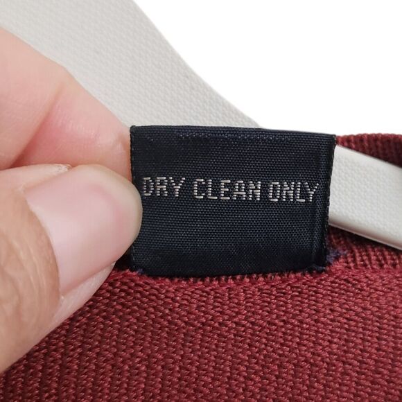 Givenchy For Chesa Cardigan Mens Large Red Silk Sweater Button Up V-Neck Vintage - Picture 3 of 9